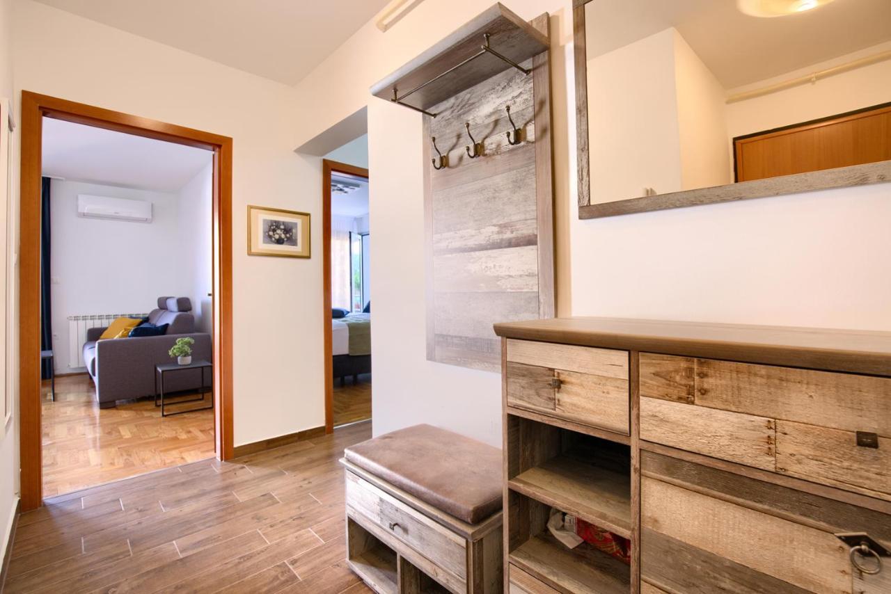 Luna Apartment *